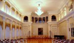 Белый зал Дворянского собрания в Костроме